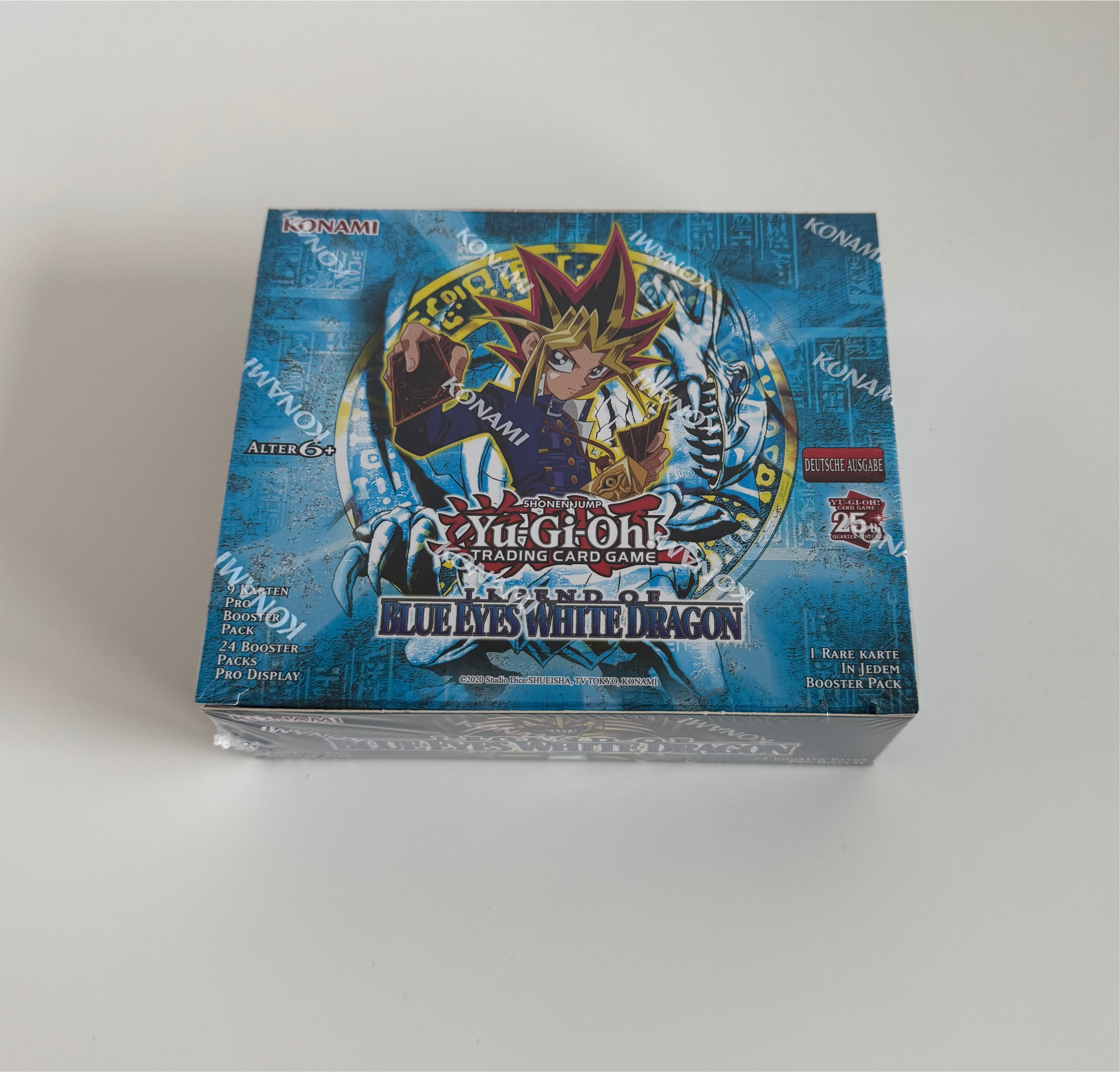 Yu-Gi-Oh! Legend of Blue-Eyes White Dragon 25th Anniversary Display (D –  Kartenschatz