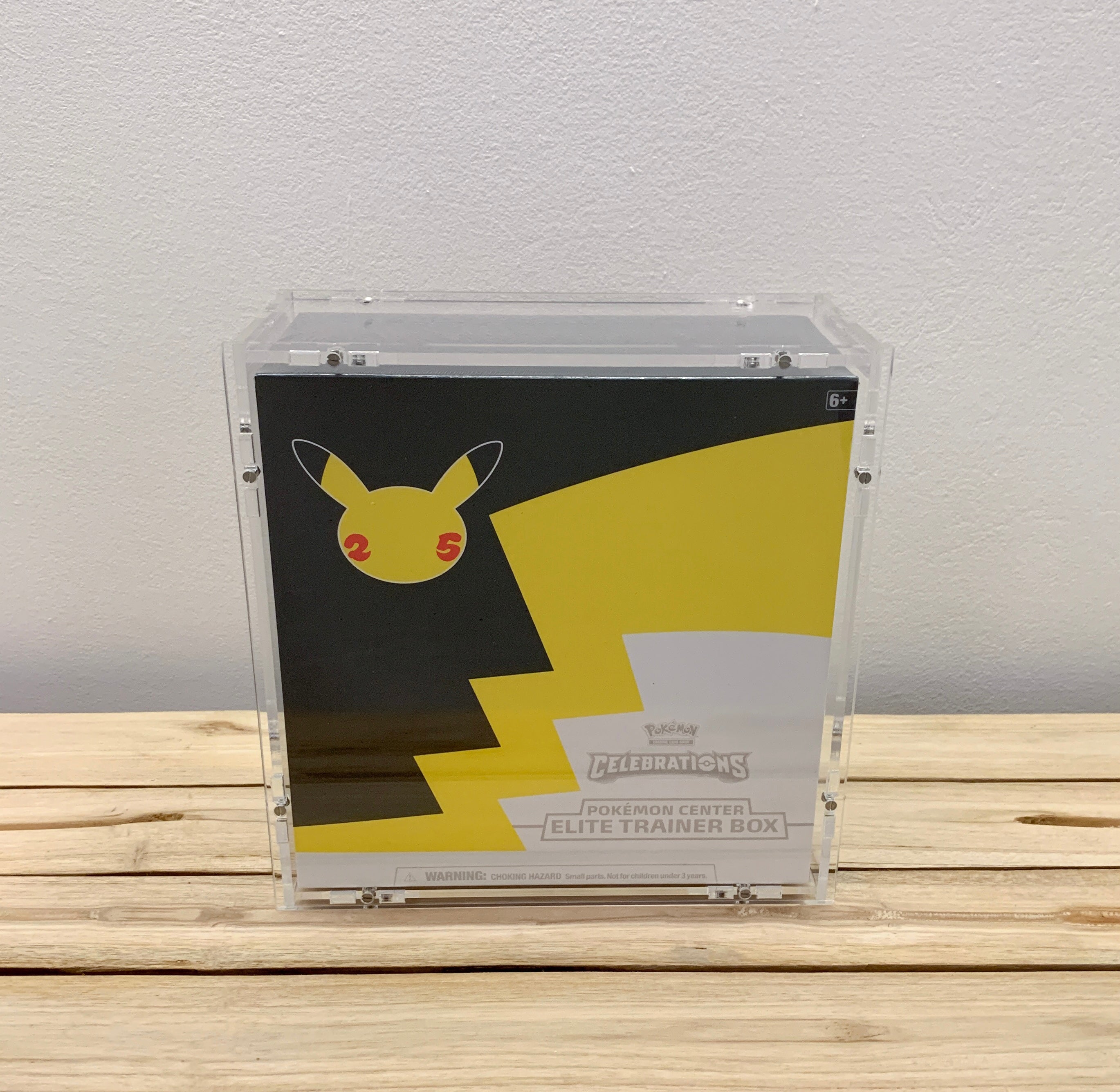 Acrylic Case for Pokemon Celebrations Pokemon Center Elite Trainer Box –  Kartenschatz